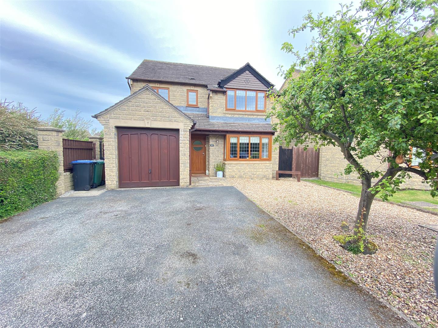 Greystone Close, Burley In Wharfedale, LS29 7RS